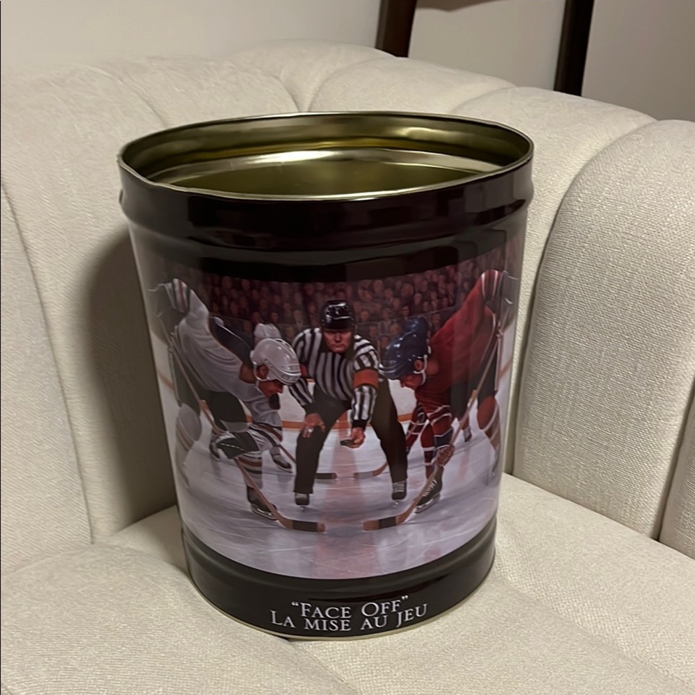 Hockey Face Off waste bin
